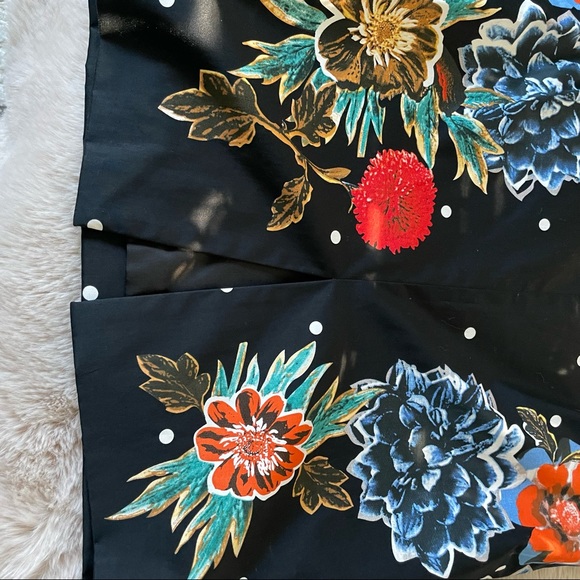 NWT Anthropologie Baraschi Black Peppering Floral Pencil Skirt, 4 - Picture 4 of 9